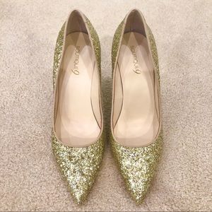 Boutique 9 Gold Pumps Size 8.5